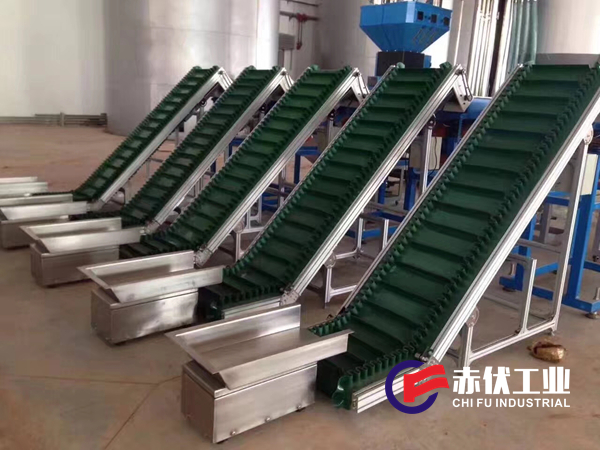 爬坡輸送機(jī)CF-010(圖1) 爬坡輸送機(jī)CF-010(圖1)